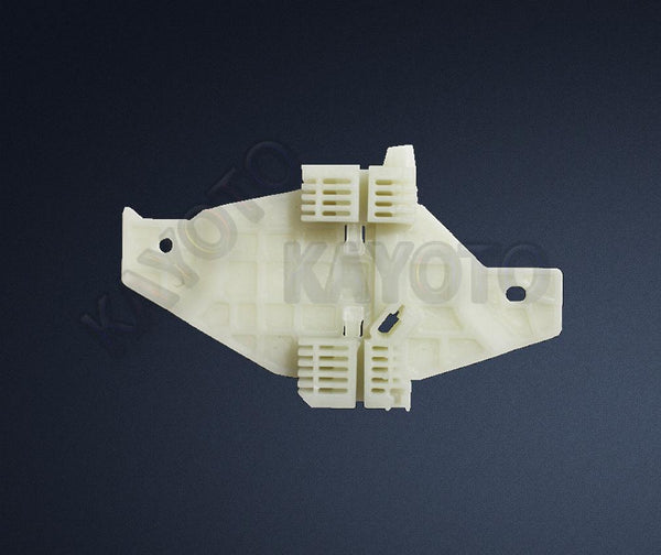 Peugeot 308 (2008-2014) Window Regulator Clip Front Left