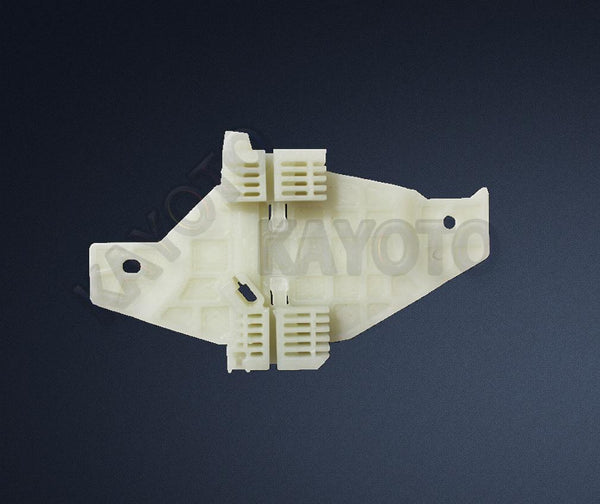 Peugeot 308 (2008-2014) Window Regulator Clip Front Right